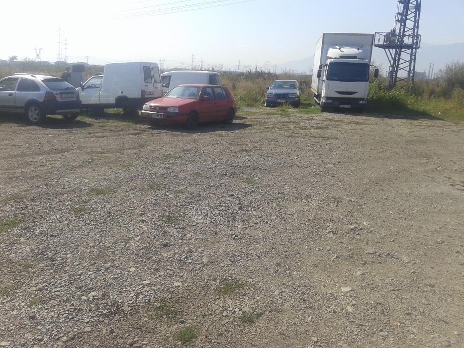 Платен паркинг за автомобили,камиони,лодки в софия-кв.военна рампа