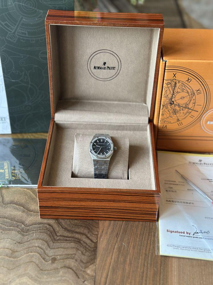 Audemars Piguet Royal Oak Quartz 33 mm - ДАМСКИ МОДЕЛ