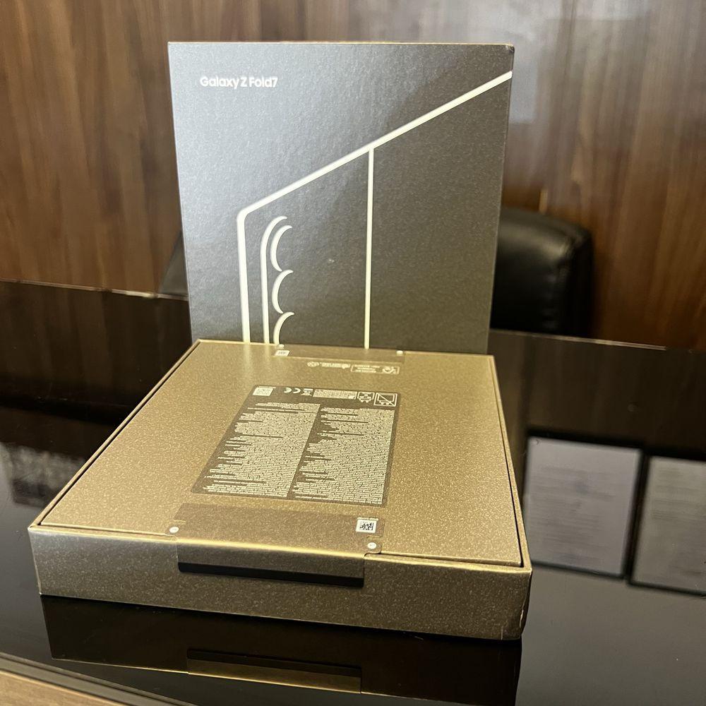 Samsung Galaxy Z Fold 7 5G 256GB + 12GB RAM Jetblack Нов! 2г Гаранция!