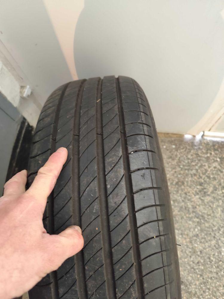 Комплект 4 гуми 215/65 R 17